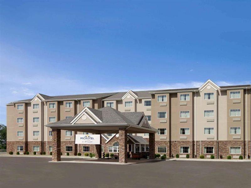 Microtel Inn & Suites By Wyndham St Clairsville - Wheeling St. Clairsville Exterior foto